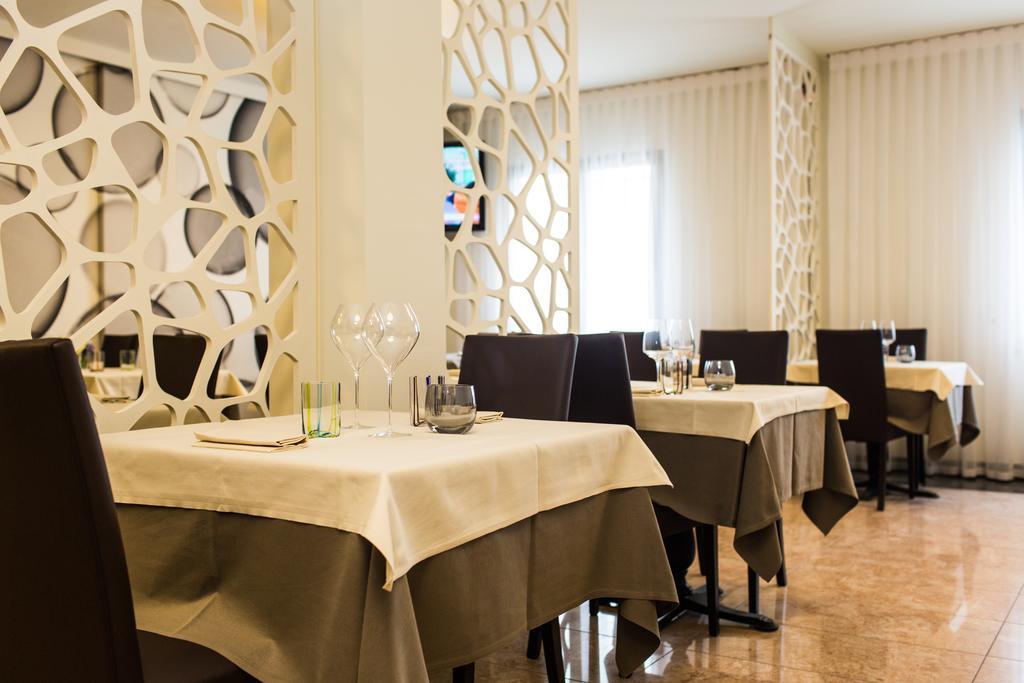 Street Hotel Comacchio Luaran gambar